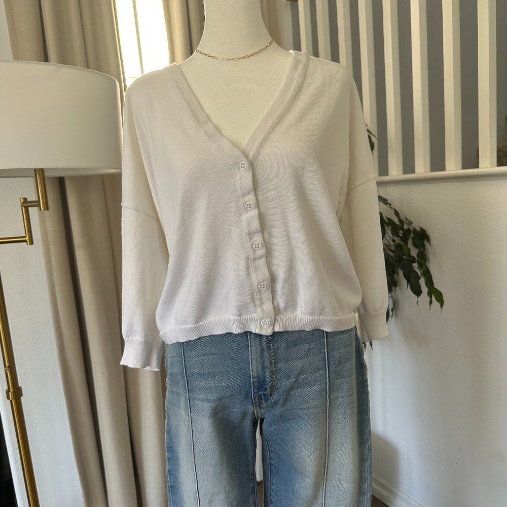 Barney's New York CO-OP White Cardigan SIZE: M